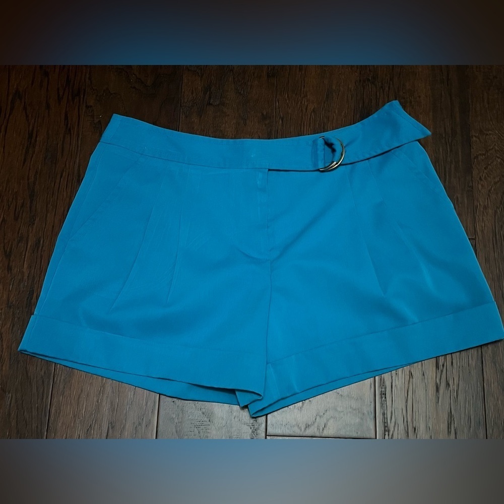 Trina Turk Dressy Cuffed Shorts Teal Blue Gently Used Dry Cleaned Size 4